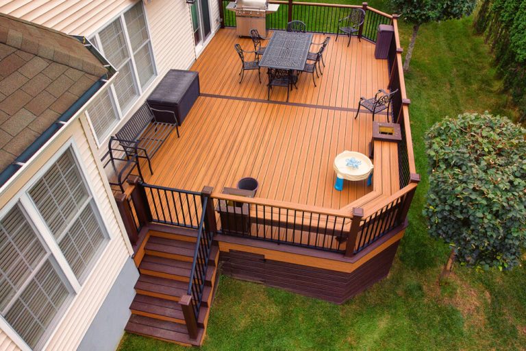 Deck Contractor